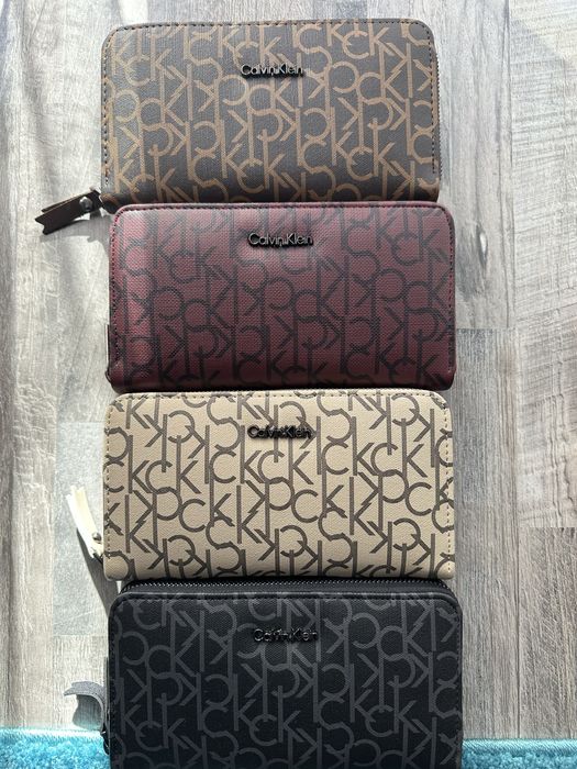 Portofele dama Calvin Klein,guess.Calitate superioara.