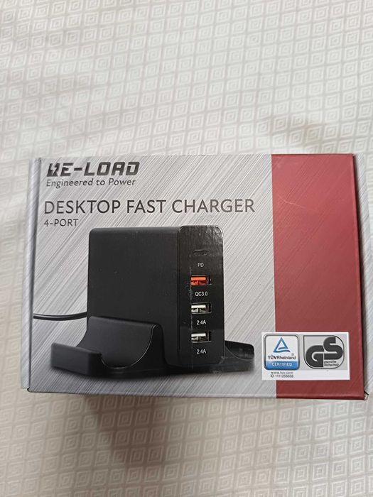 Настолно бързо зарядно устройство We-Load с 4 порта.