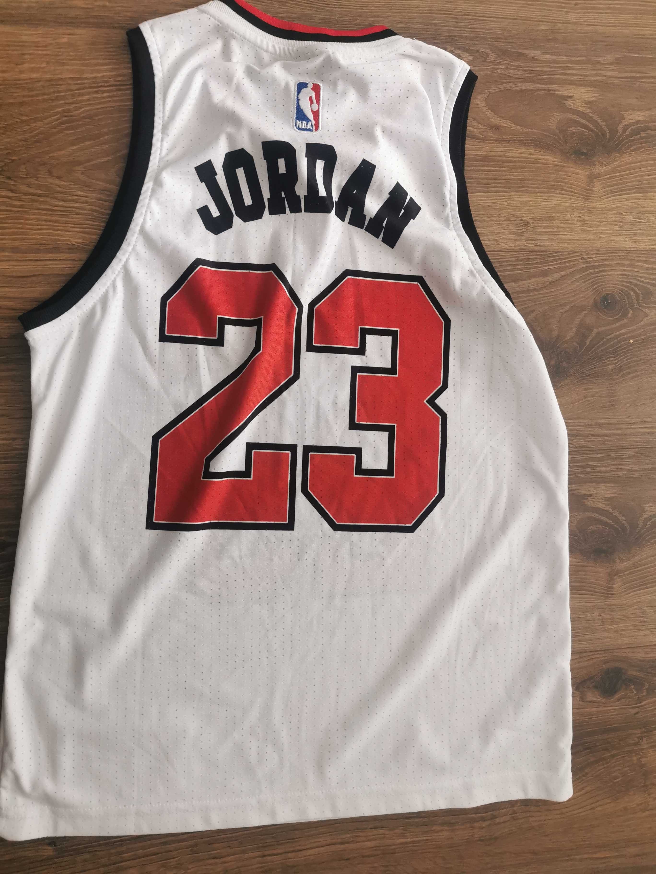 Maieu JORDAN 23 (mărime M) NOU