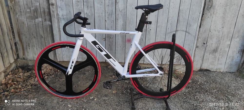 Велосипед фикс почти новый