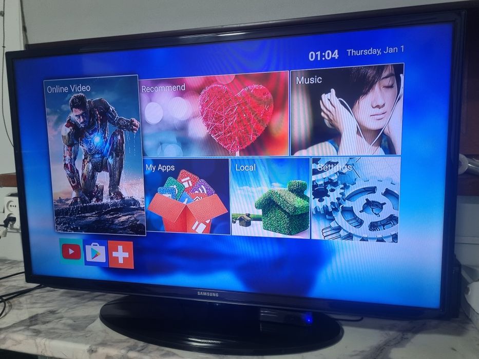 Продам телевизор самсунг смарт 102 см в идеальном состоянии