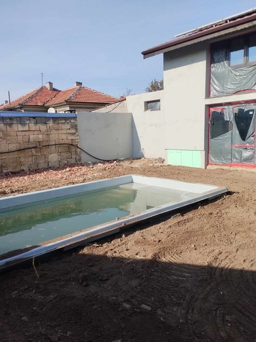 Услуги с багер и самосвал Русе     350 лв