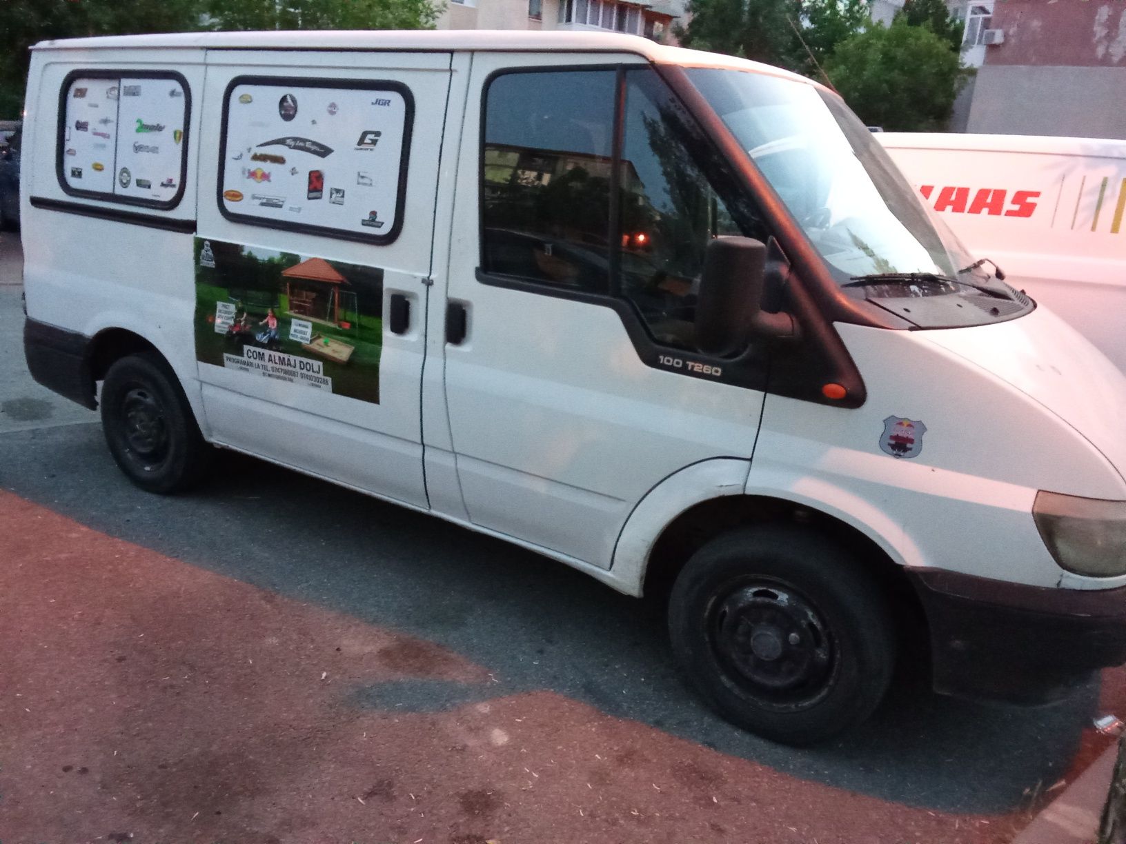 Vând Ford transit 2.0 2003