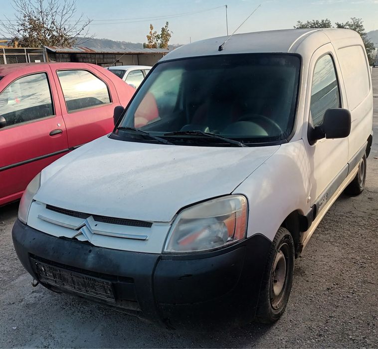 Dezmembrez citroen berlingo 1.6 HDI