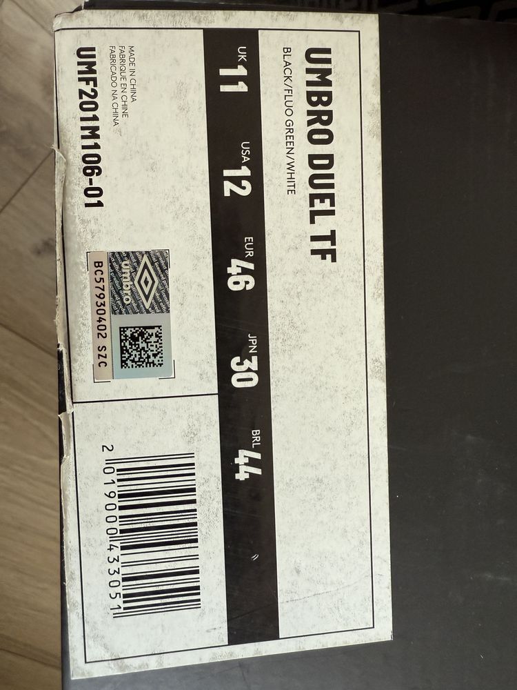 Футболни обувки Umbro Duel TF