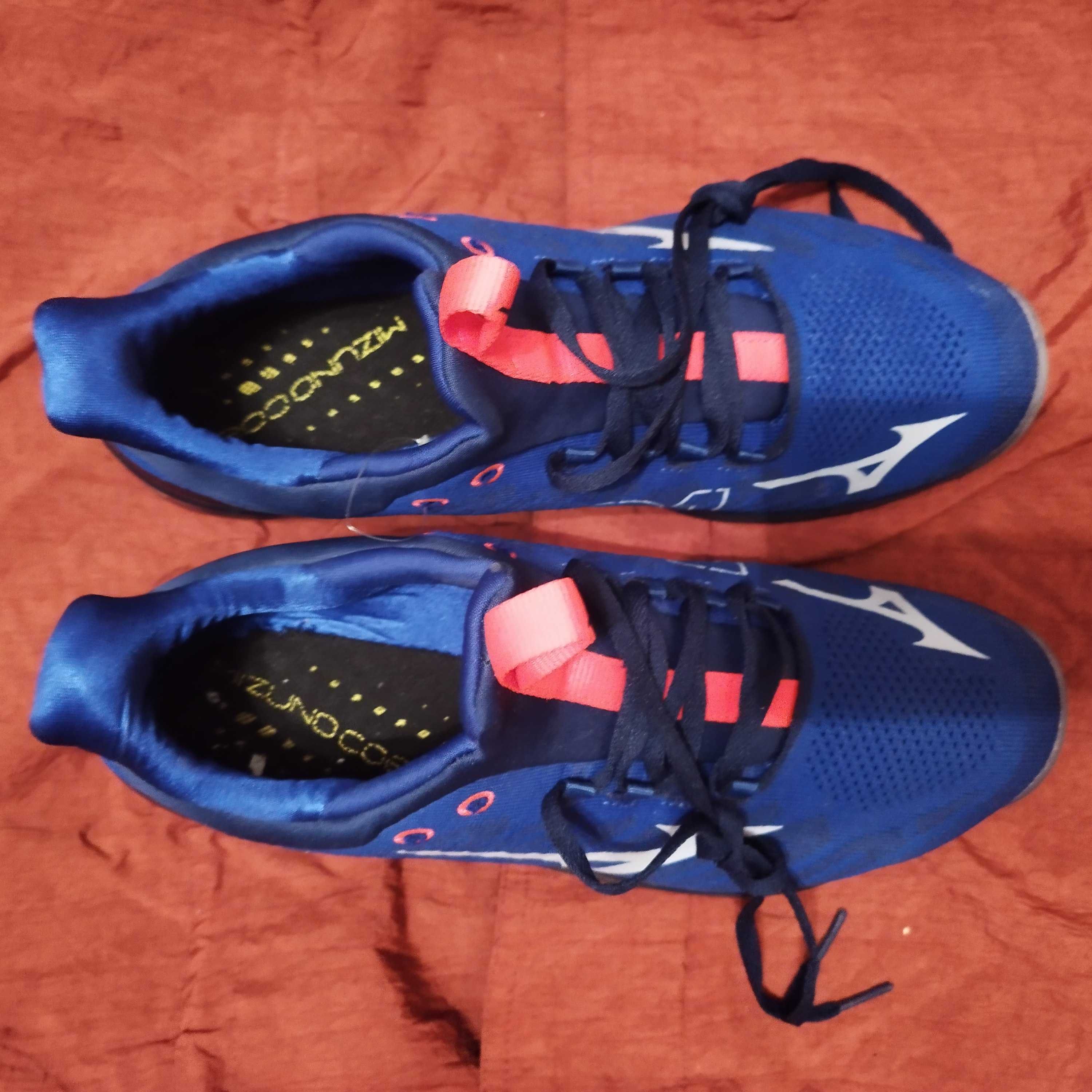 маратонки Mizuno 45,5-29,5см