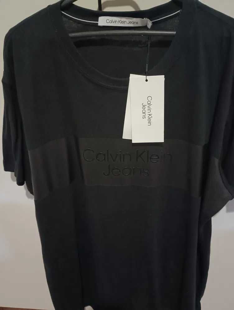 Calvin Klein  нова с етикет