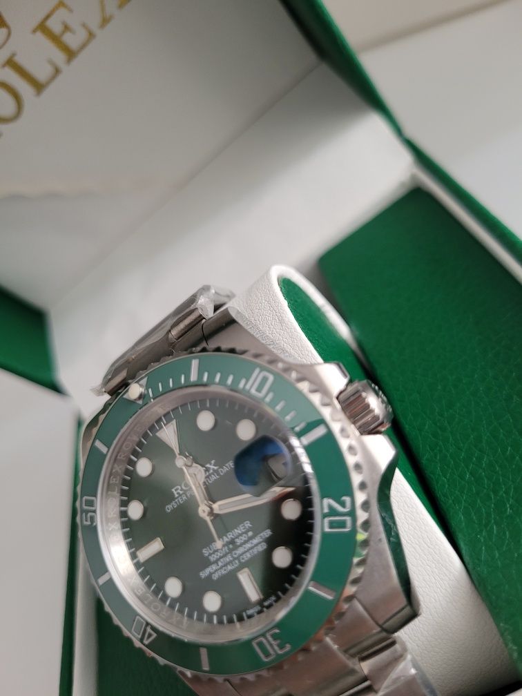 Rolex verde oyster perpetual date submarine