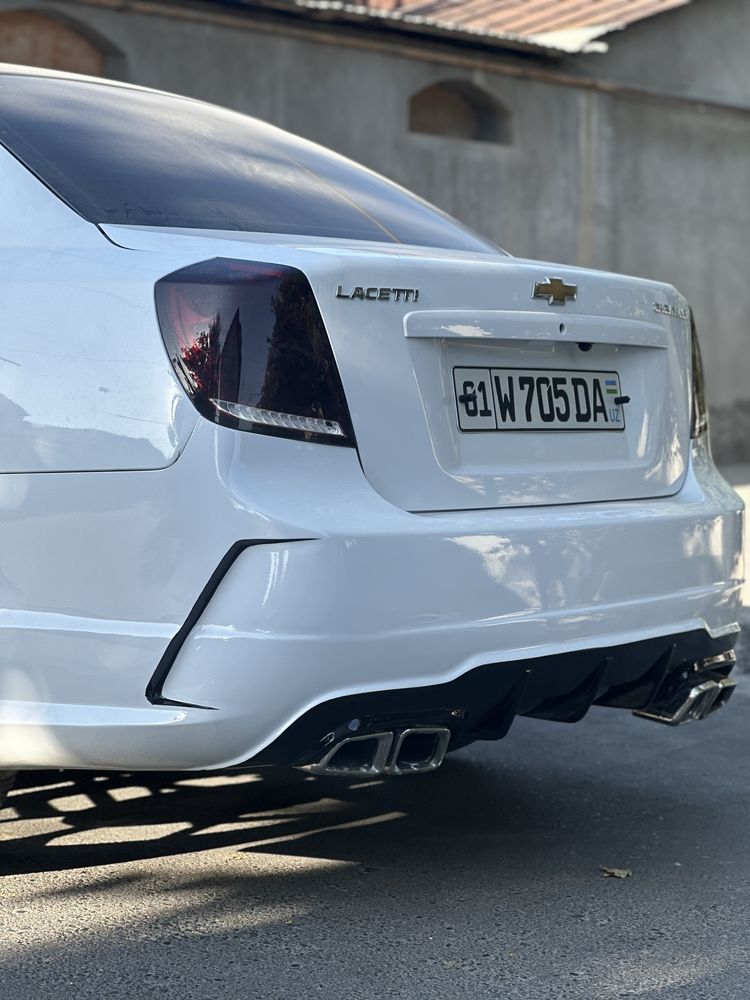 Lasseti orqa bamfer tuning