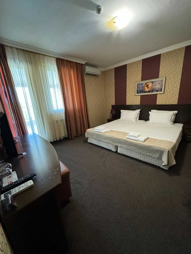 Продава се Парцел в Карлово - 1300 кв.м за 1231 €/кв.м - Снимка #14