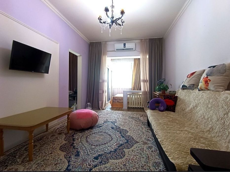 Yakkasaroy 1 xonali uy sotiladi balkon, 39kv