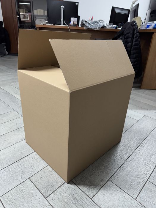 Cutie carton! De vanzare!