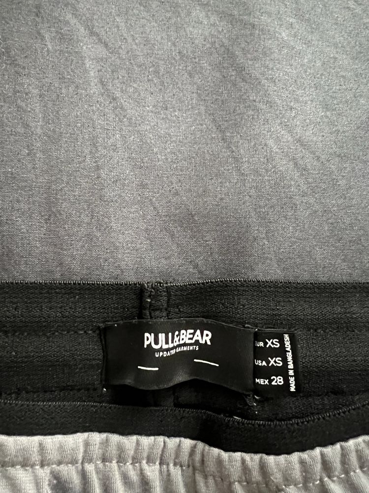 Pantaloni trening Pull & Bear XS