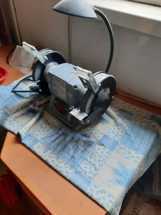 Продам точильный станок