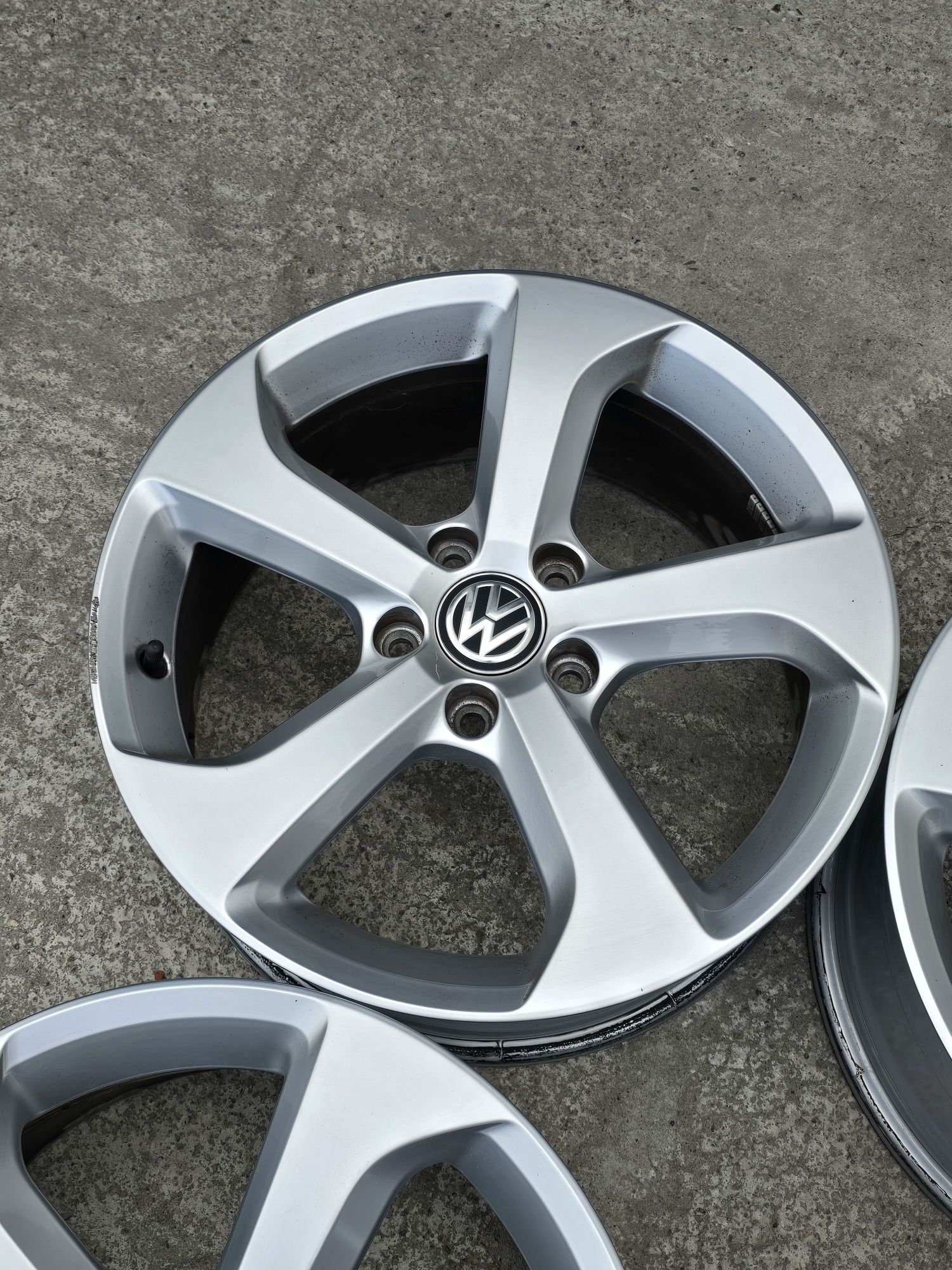 Джанти 17 / 5х112 - VW Golf и др. 5x112