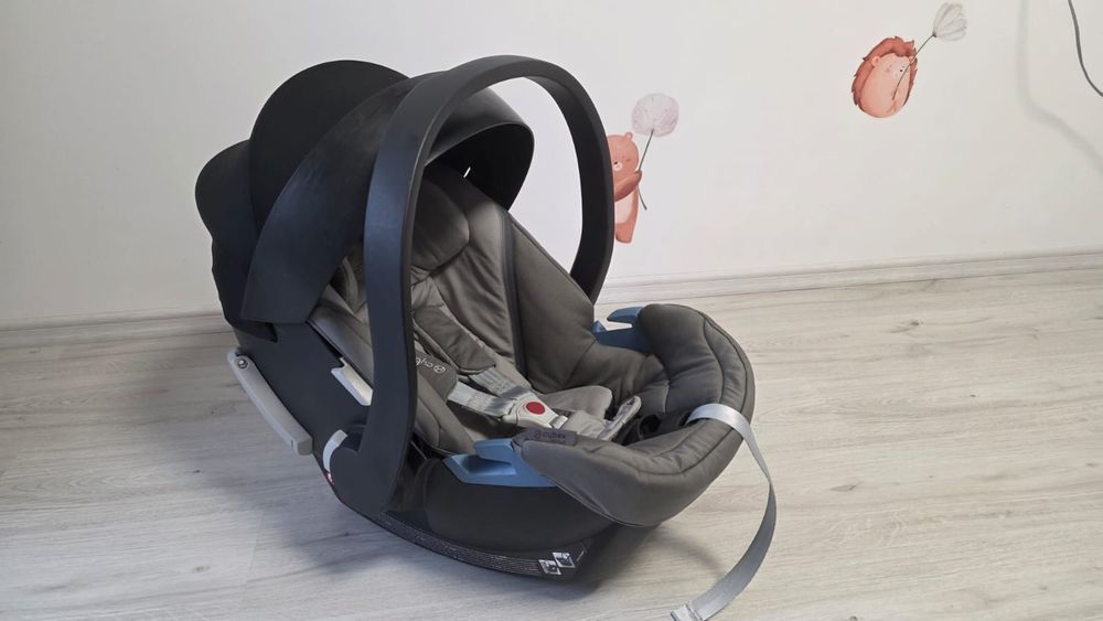 Vand Scoica Cybex Aton 5 si scaun baie  kikka boo