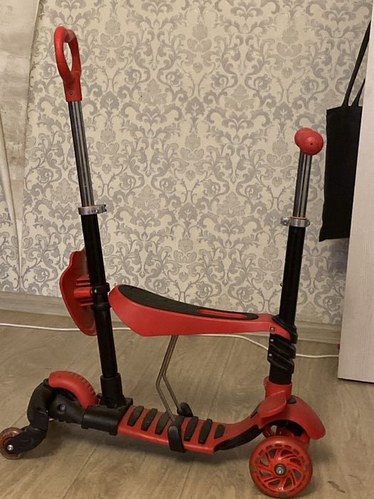 Продам самокат детский