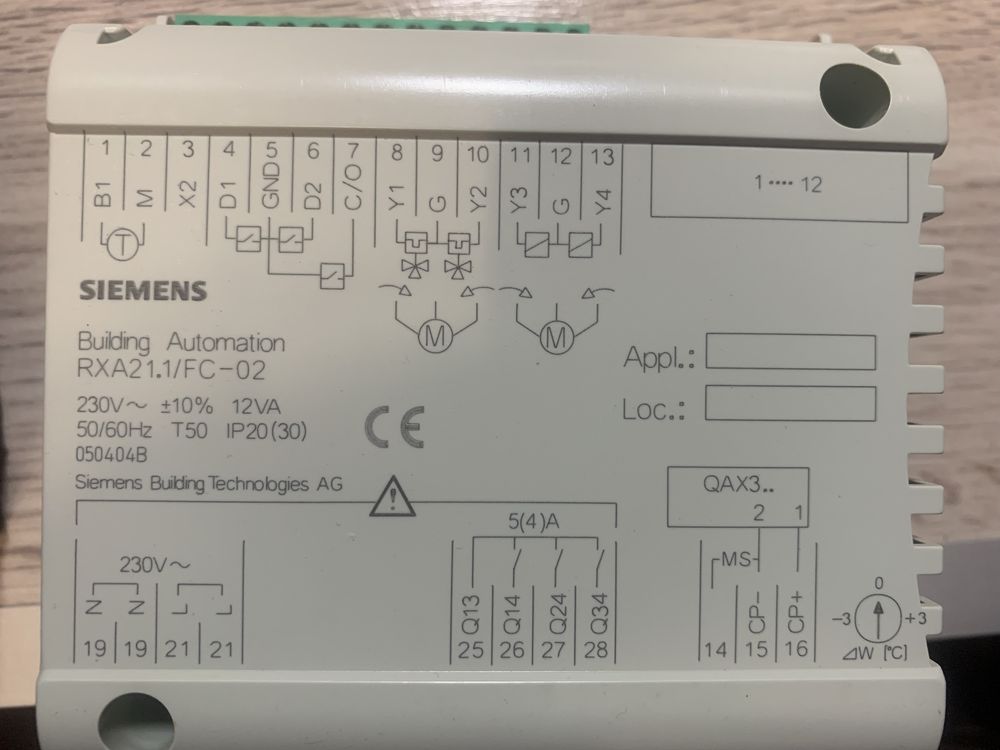 Siemens RXA21.1/FC-02 room conteoller