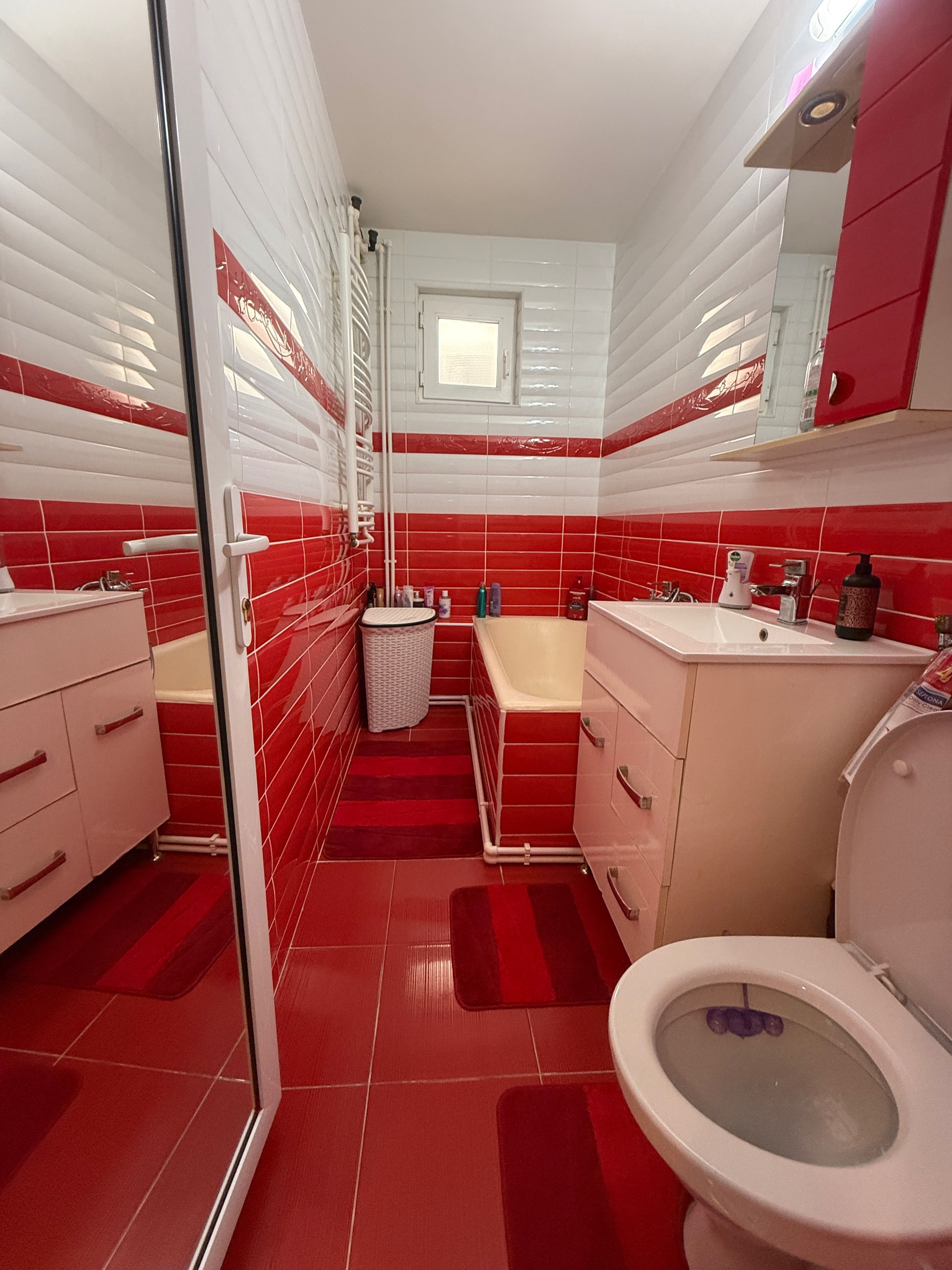 Apartament 2 camere decomandat, Micro 13