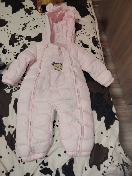 Подарявам бебешки космонавт