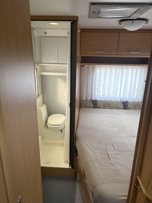 Vand rulota KNAUS 450, din 2001, cu 2 zone de dormit,