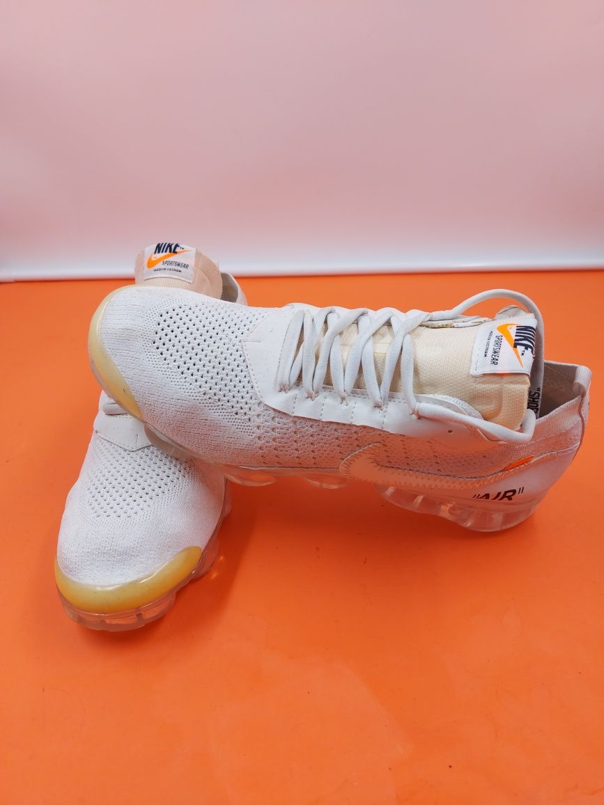 Nike Vapormax Off White номер 45 Мъжки маратонки