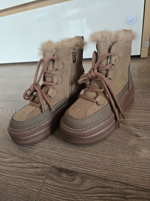 Дамски топли боти