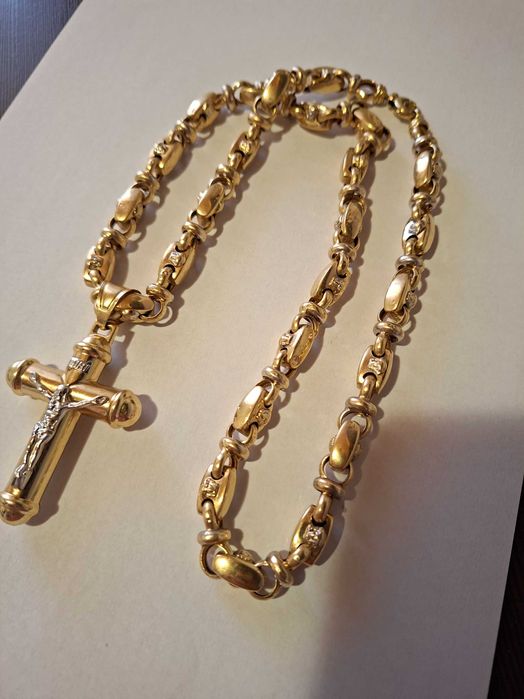 Vând lant aur model foarte frumos!