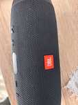 Jbl Charge 3 Има и кутия няма забележки