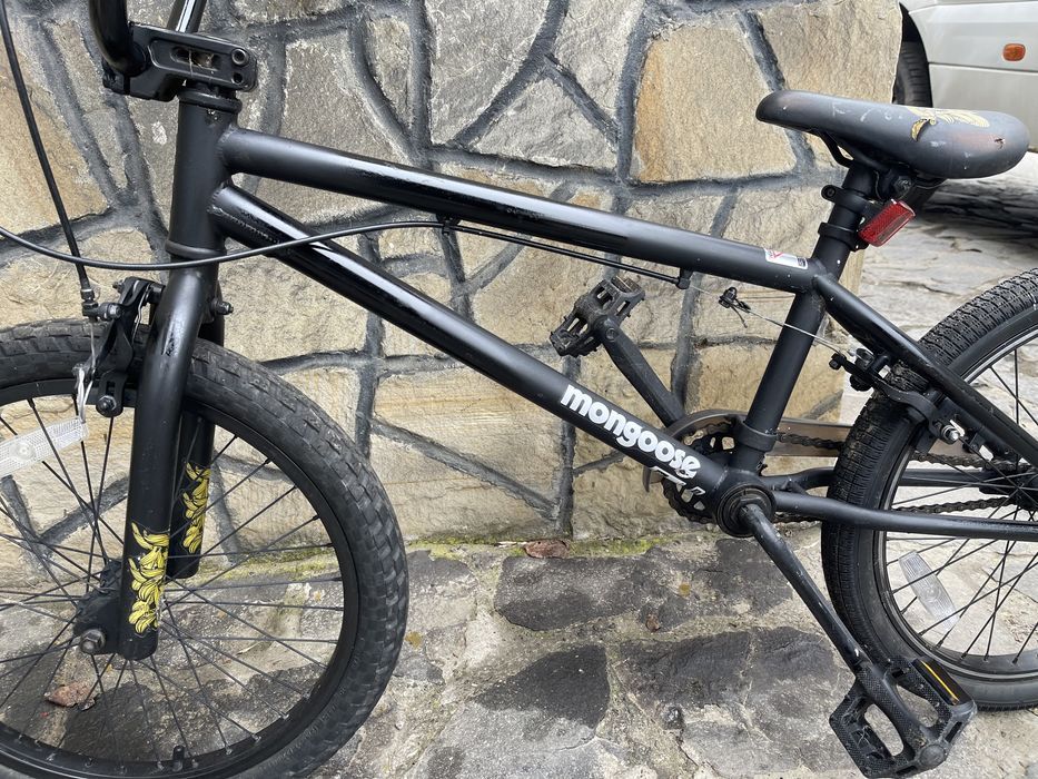 Bicicleta Bmx jumper Mongoose foaie și pinion mic roti 20”