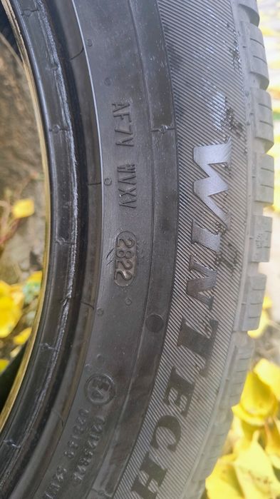 Vând anvelope iarna viking 275/45/R20