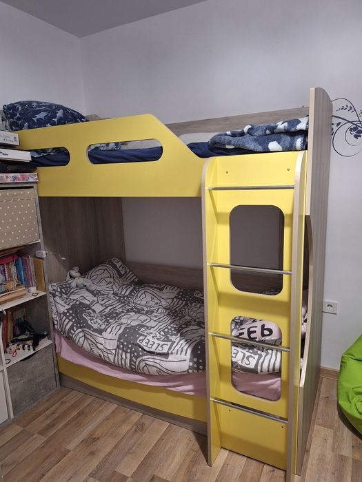 Детско двуетажно легло