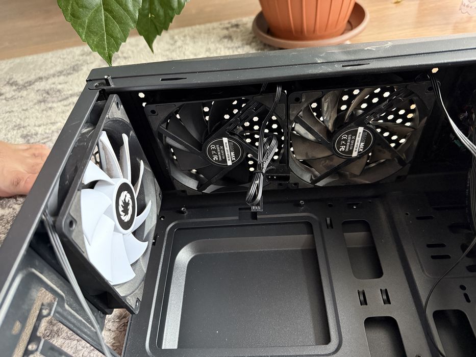 Carcasa PC Spacer cu 3 ventilatoare