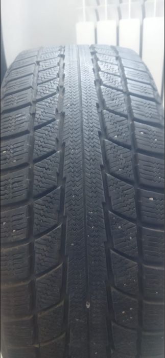 Продам шины triangle