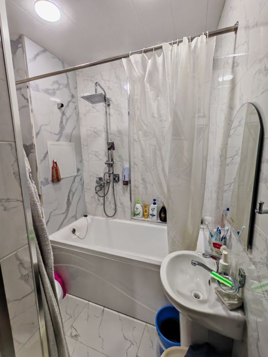 Продам двух комнатную квартиру в бывшем общежитие