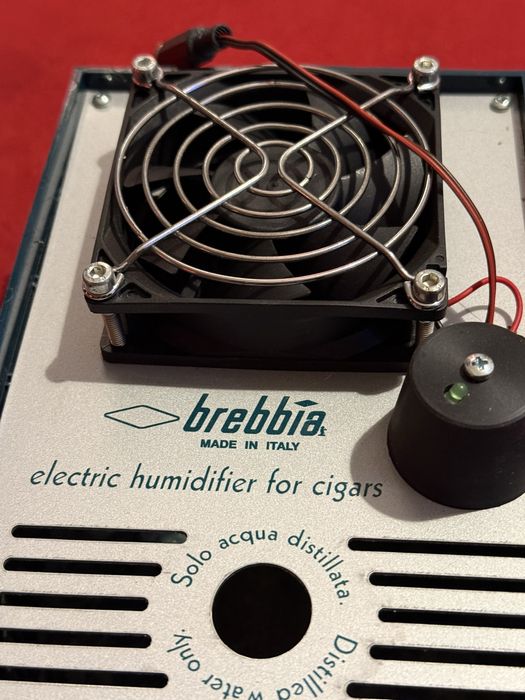Umidificator electric Brebbia pentru humidor trabucuri