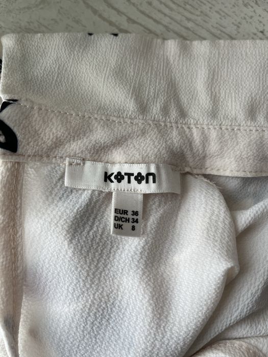 Bluza eleganta ivoar cu imprimeu floral