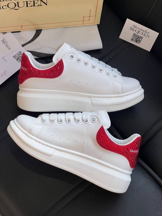 Adidasi Alexander Mcqueen noi