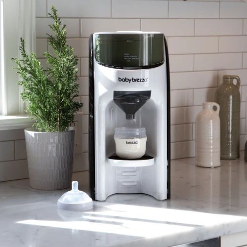 Машина за адаптирано мляко BABY BREZZA ADVANCED FORMULA PRO като нова