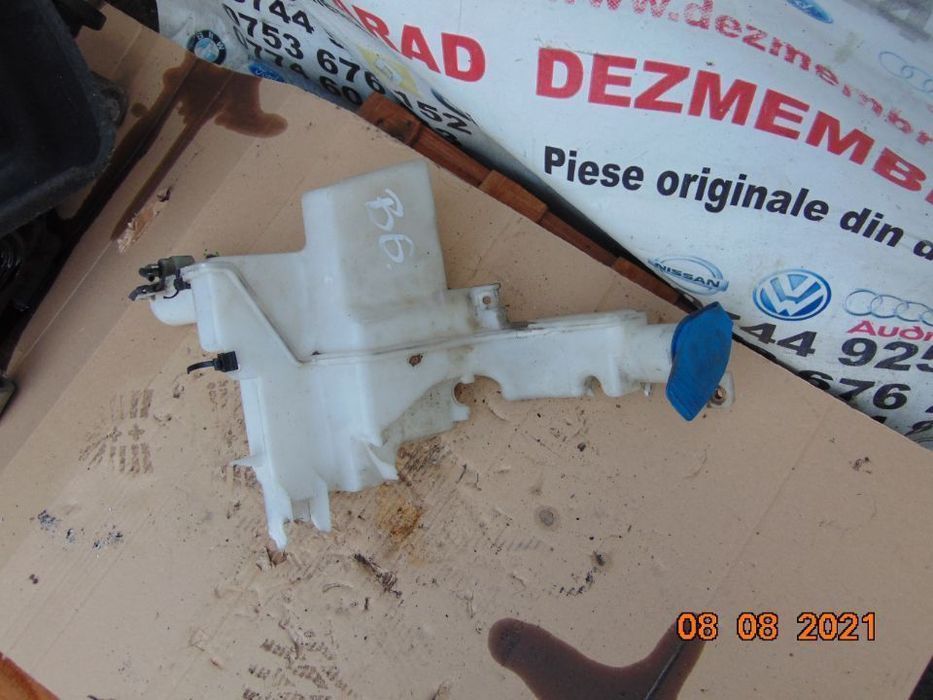Vas stropgel VW Passat b6 2005-2010 vas lichid parbriz dezmembrez b6