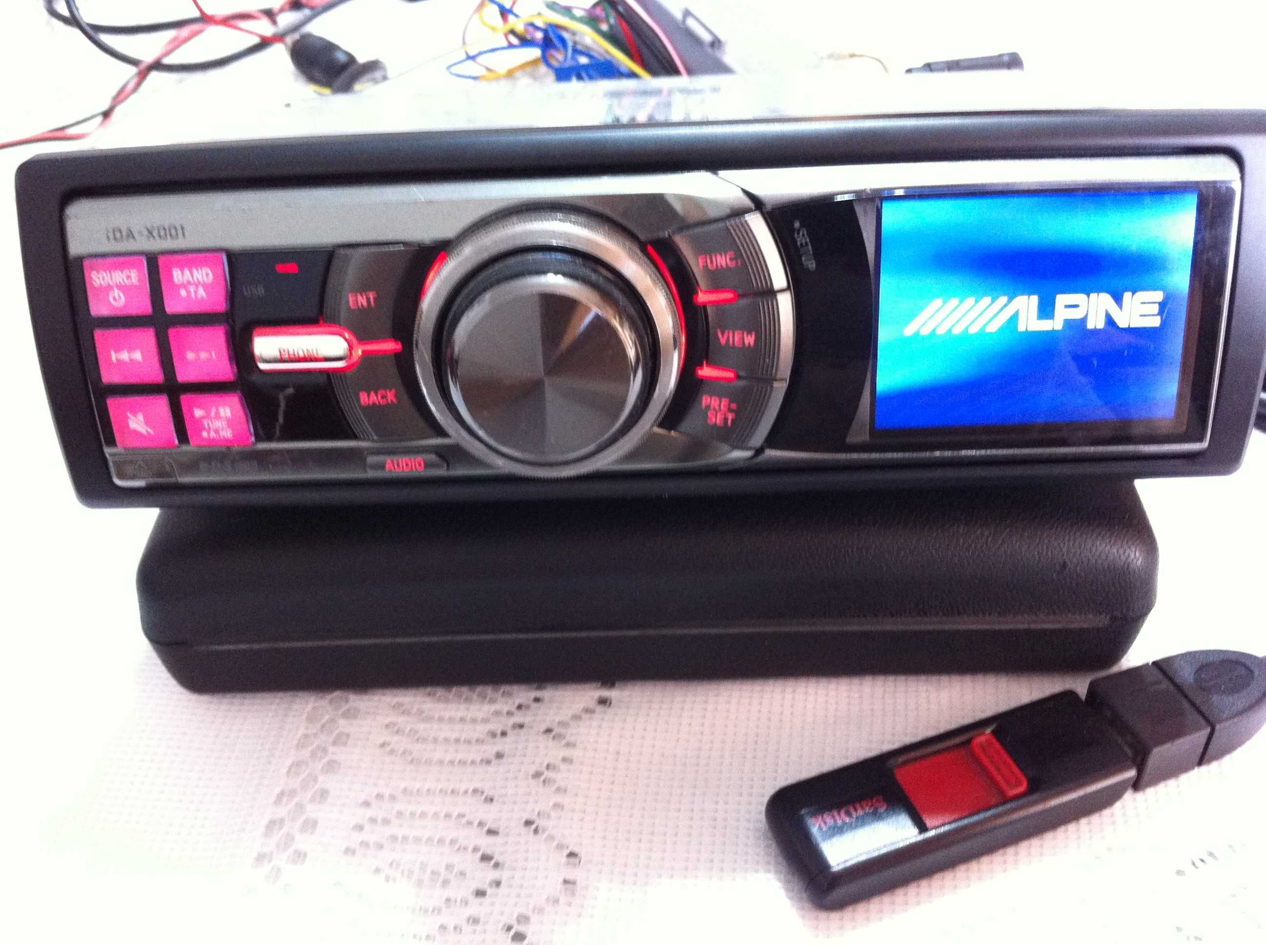 Alpine iDA-X305 iDA-X200 iDA-X300 IDA-X001 iPod USB (statie player