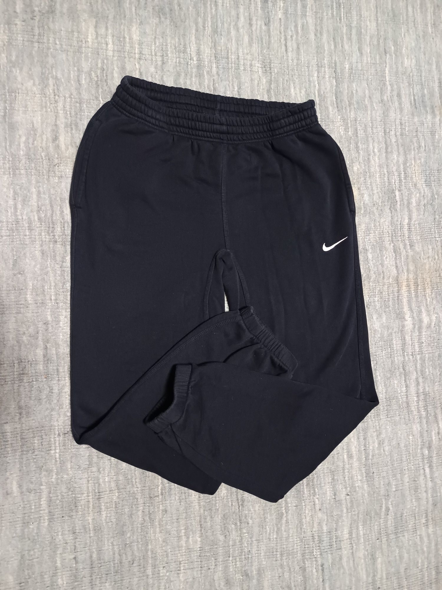Nike Club CUFF мъжко долнище размер L.