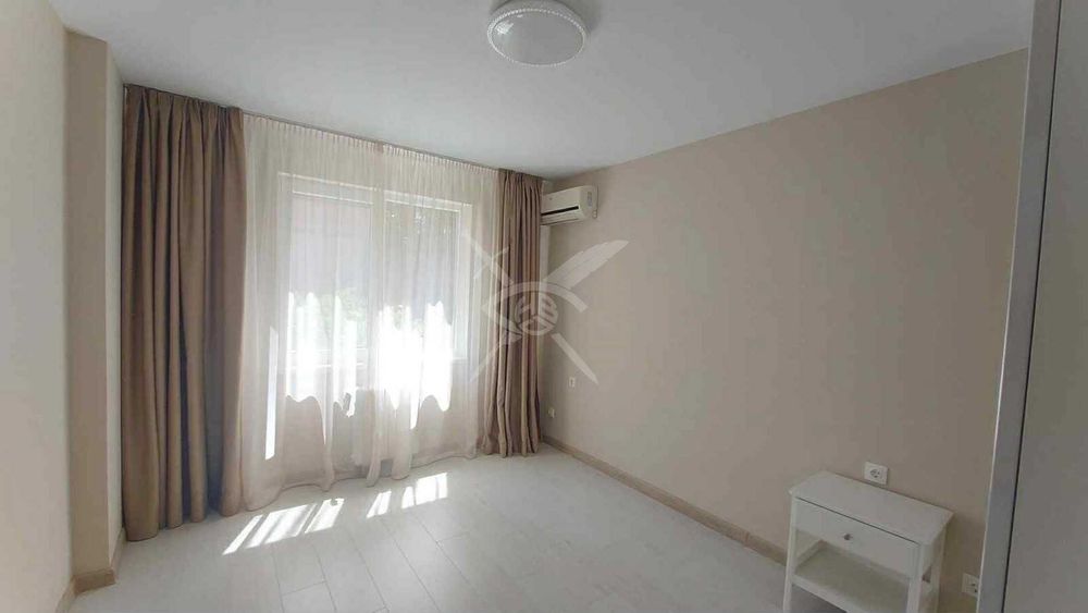 Дава се под наем Тристаен апартамент в София, Център - 90 кв.м за 1100 € - Снимка #6