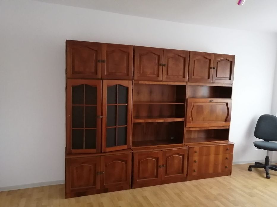 Oferta apartament cu 2 camere decomandate  Comanesti