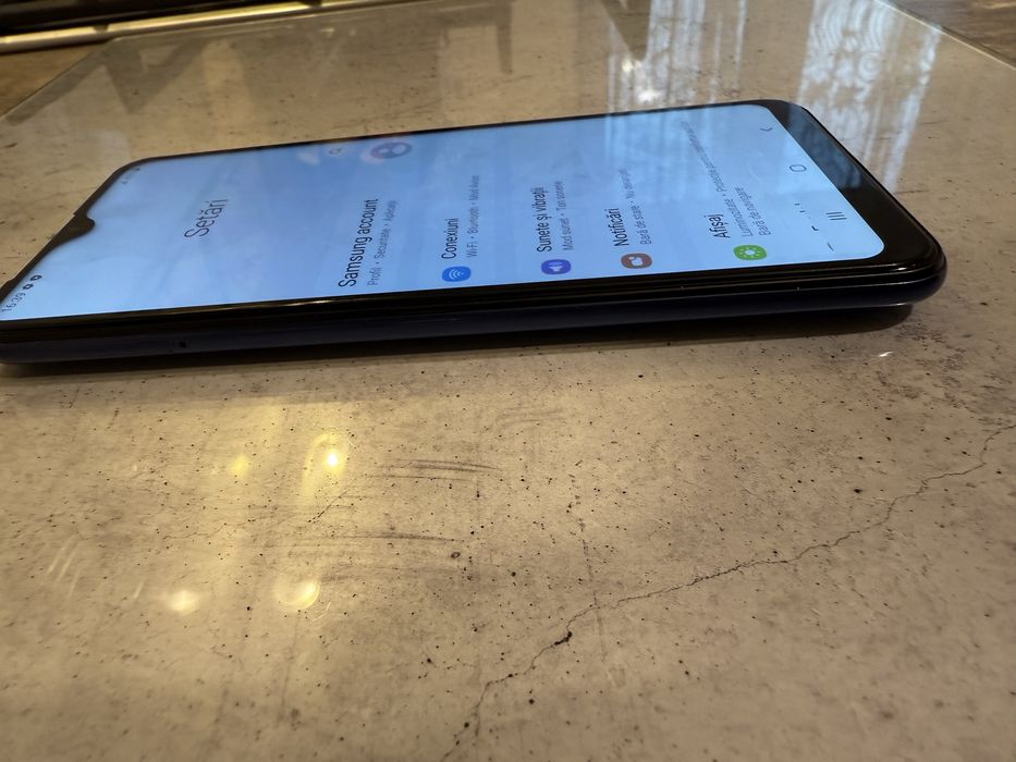 Samsung A10, 32 GB, 2 GB Ram