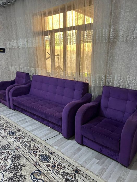 Divan kreslo sotiladi