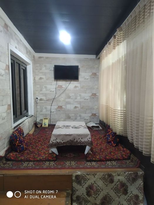 Чирчик шахар 
8-микрораён 
#3-хона 2-этаж 
Квартира сирочни сотилад