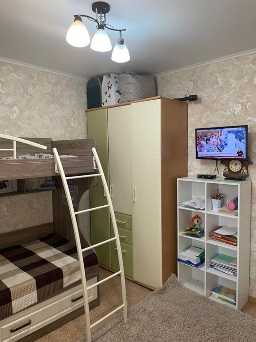 Продам 3 комн нвстр.Район Жас Оркен