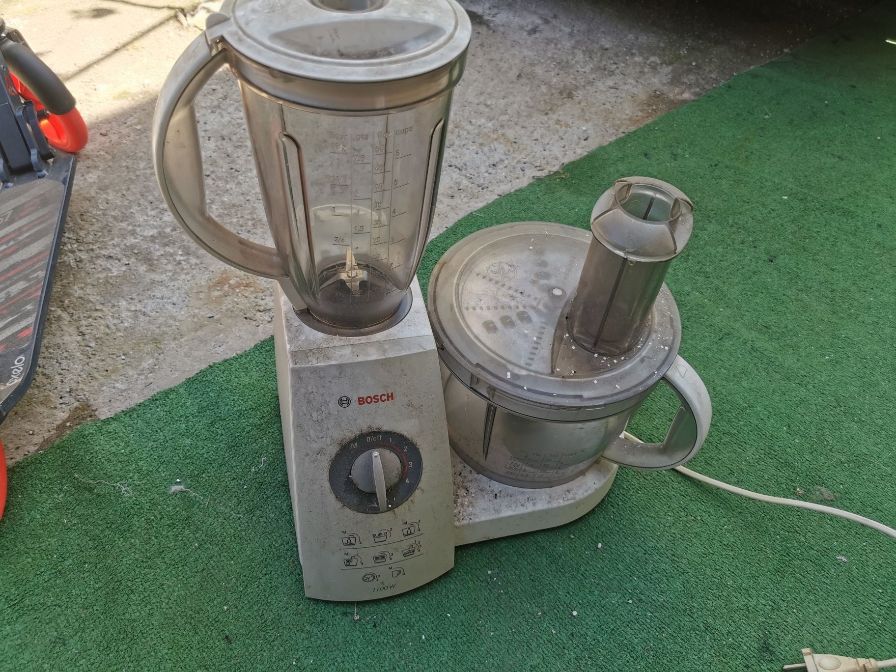 Robot de bucătărie Bosch 1100 w