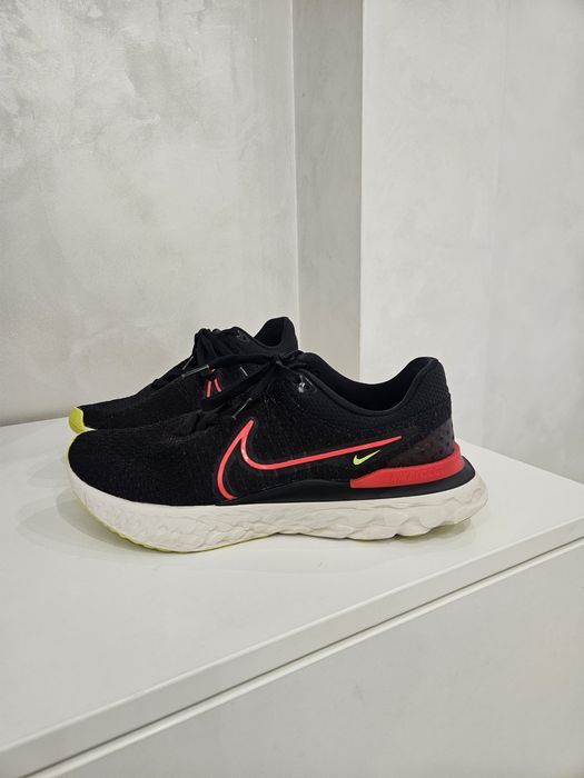 Nike react flyknit 44.5 - като нови
